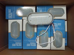 Đèn led kho lạnh 8w Đèn led kho lạnh 8w
